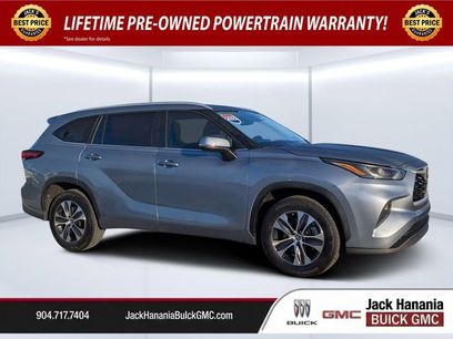 Used 2023 Toyota Highlander XLE