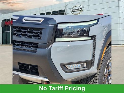New 2026 Nissan Frontier PRO-4X w/ Pro-4x Convenience Package image 5