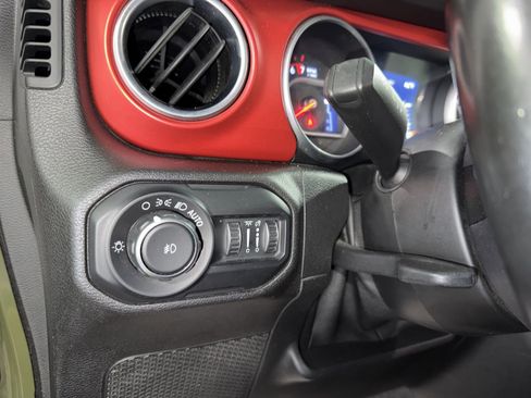 Used 2021 Jeep Wrangler Unlimited Rubicon image 26