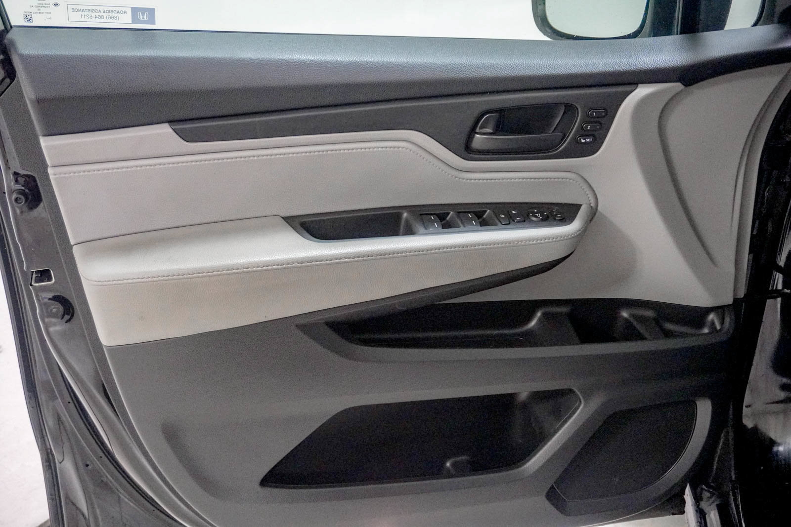 Used 2018 Honda Odyssey EX-L image 18