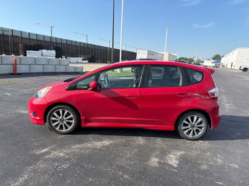 Used 2013 Honda Fit Sport image 3