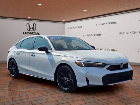 Certified 2025 Honda Civic Sport image 3
