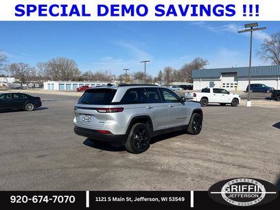 New 2025 Jeep Grand Cherokee Limited w/ Luxury Tech Group II