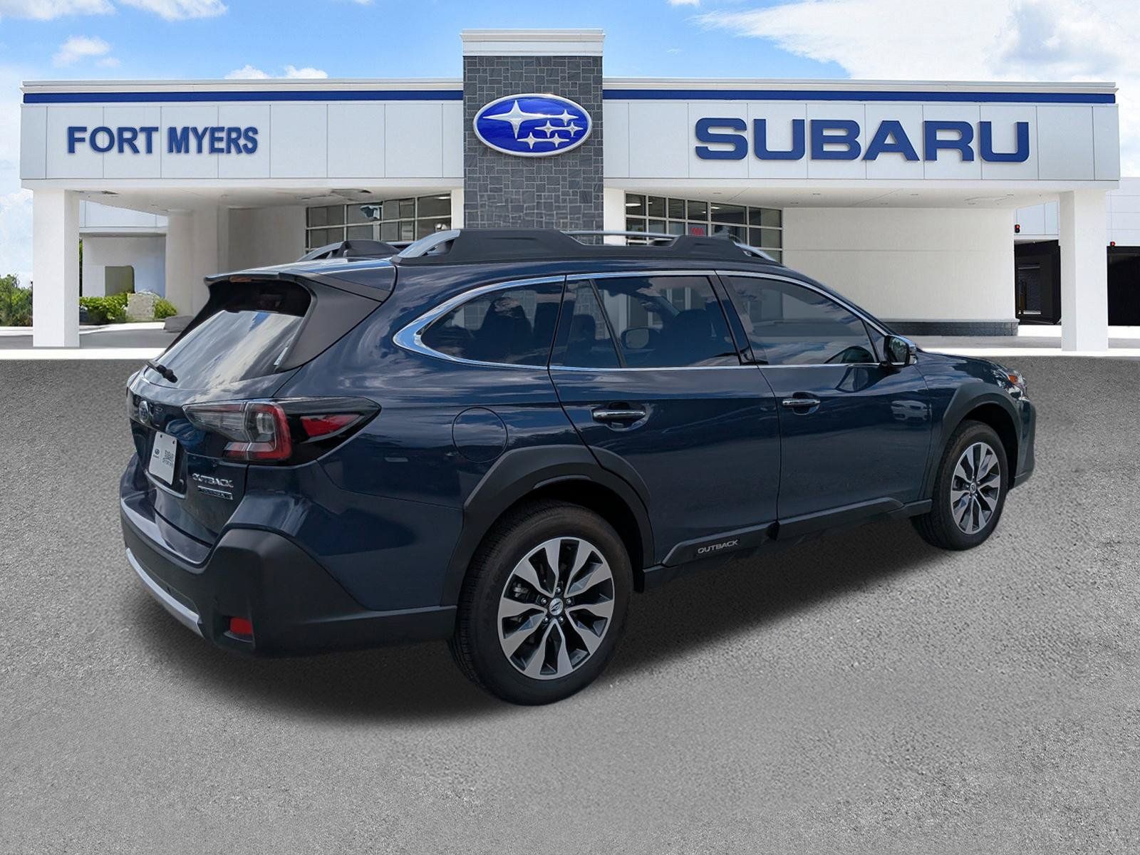 Certified 2024 Subaru Outback Touring XT AWD/4WD image 4