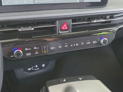Used 2025 Kia EV6 Light RWD image 21