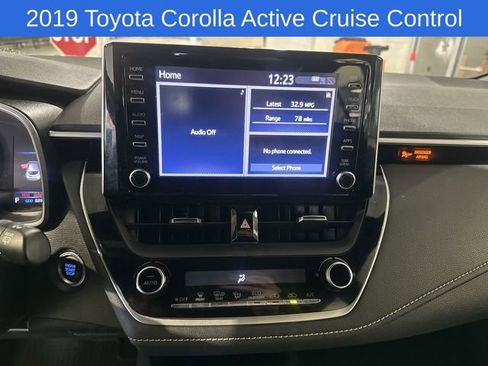 Used 2019 Toyota Corolla SE image 25
