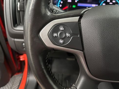 Used 2019 Chevrolet Colorado LT image 16