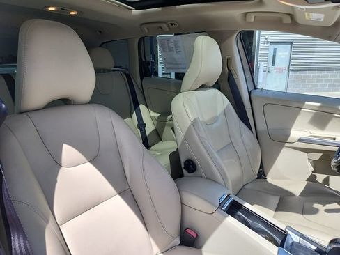 Used 2015 Volvo XC60 T6 Platinum AWD/4WD image 32