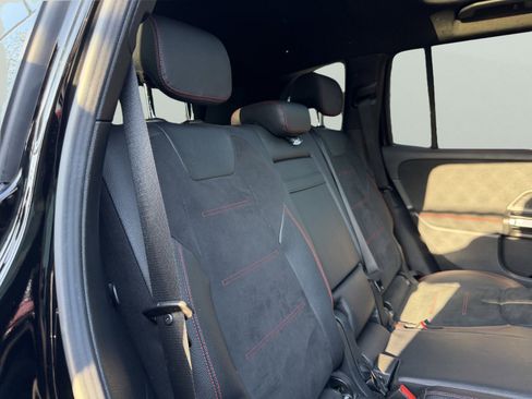 Used 2021 Mercedes-Benz GLB 35 AMG 4MATIC image 37