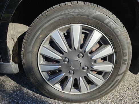 Used 2009 Nissan Versa 1.8 S w/ PWR Pkg FWD image 25