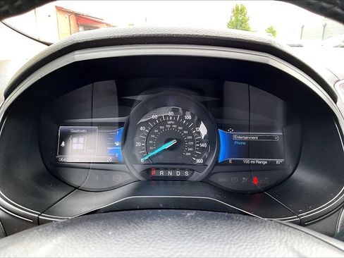 Used 2022 Ford Edge SEL w/ Convenience Package AWD/4WD image 17