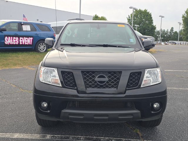 Used 2020 Nissan Frontier SV w/ Midnight Edition Floor Mats RWD image 8