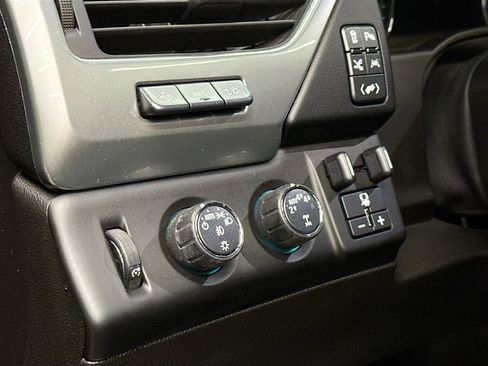 Used 2019 Chevrolet Tahoe Premier image 13