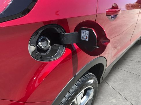 Used 2017 Ford Escape SE w/ Equipment Group 201A FWD image 30