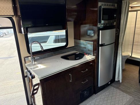 Used 2019 Mercedes-Benz Sprinter 170 image 9