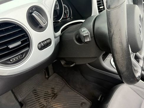 Used 2015 Volkswagen Beetle 1.8T image 17