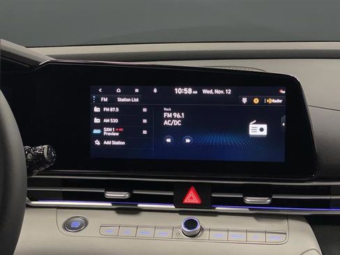 New 2026 Hyundai Elantra Limited image 18