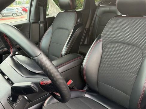 Used 2025 Ford Escape ST-Line FWD image 11