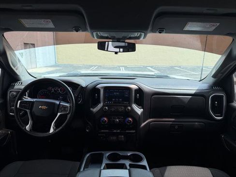 Used 2022 Chevrolet Silverado 2500 LT w/ Convenience Package RWD image 17