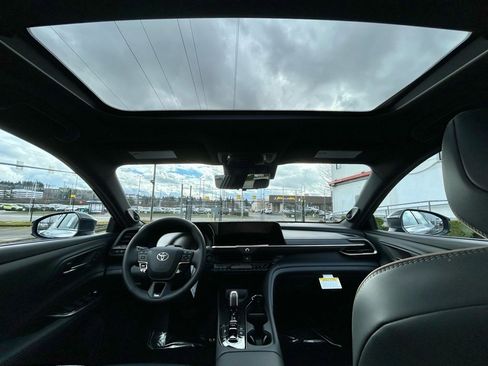 New 2026 Toyota Crown Signia image 18