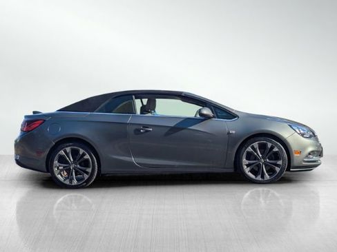 Used 2017 Buick Cascada Premium image 3