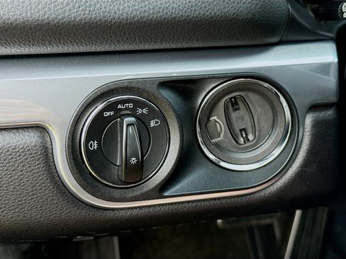 Used 2013 Porsche Boxster S image 10