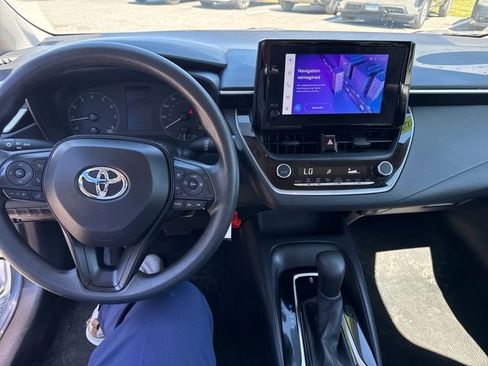 Used 2024 Toyota Corolla LE FWD image 25
