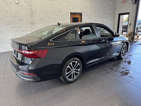 Used 2025 Volkswagen Jetta Sport FWD image 8