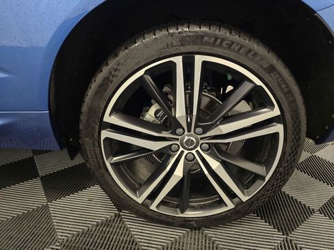 Used 2021 Volvo XC60 T5 R-Design w/ Protection Package Premier image 21