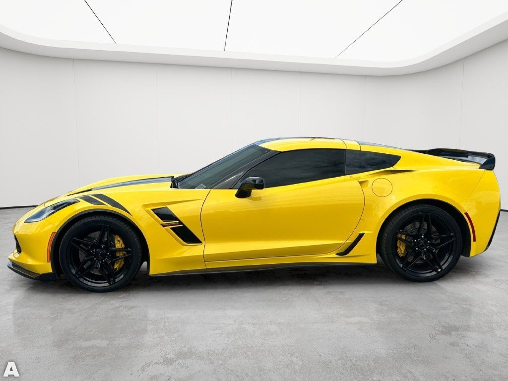Used 2017 Chevrolet Corvette Grand Sport RWD image 3