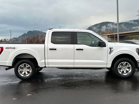 Used 2023 Ford F150 XLT image 2