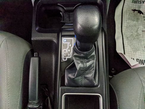 Used 2021 Toyota Tacoma SR image 15