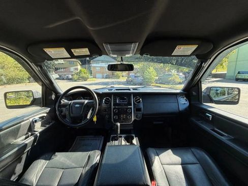 Used 2017 Ford Expedition EL XL w/ Equipment Group 101A image 18