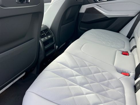 New 2026 BMW X5 xDrive50e AWD/4WD image 19