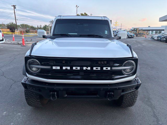 Used 2023 Ford Bronco Outer Banks w/ Sasquatch Package AWD/4WD image 3