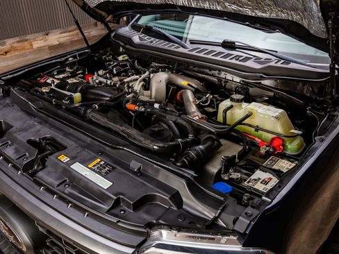 Used 2023 Ford F250 Lariat image 40