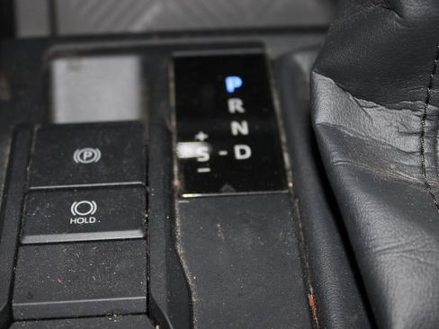 Used 2024 Toyota Tacoma TRD Sport RWD image 29