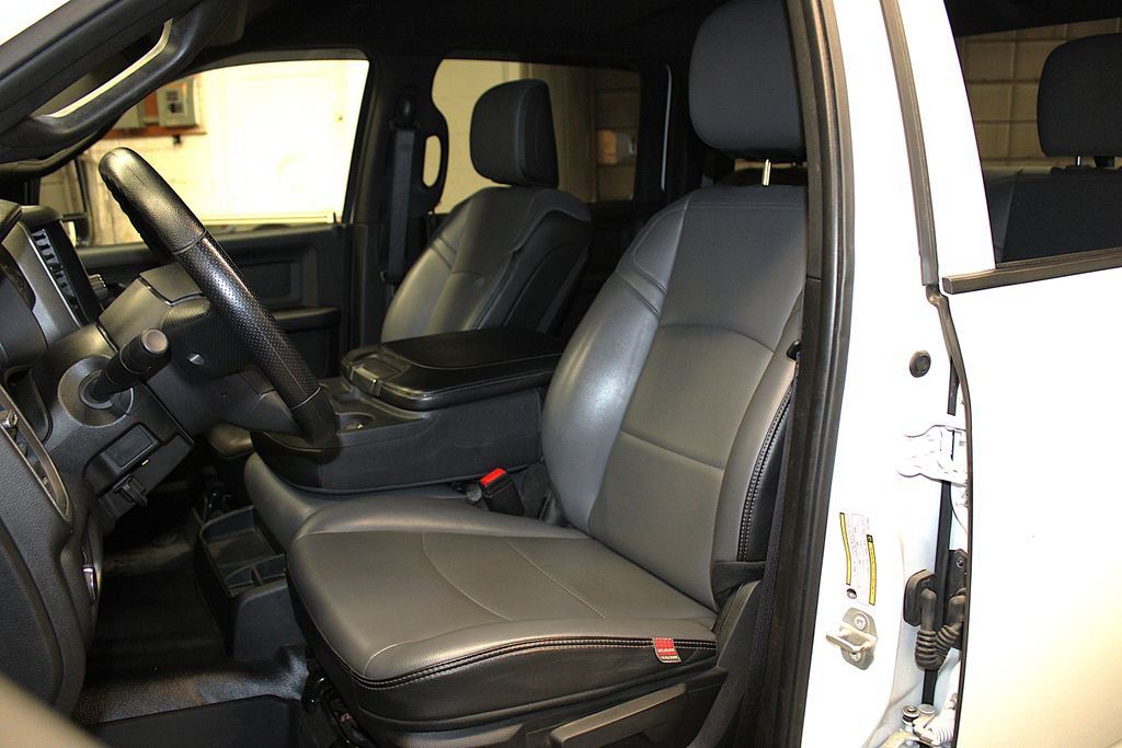 Certified 2024 RAM 3500 Tradesman w/ Bed Utility Group AWD/4WD image 22