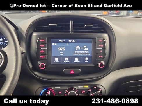 Used 2020 Kia Soul LX FWD image 19