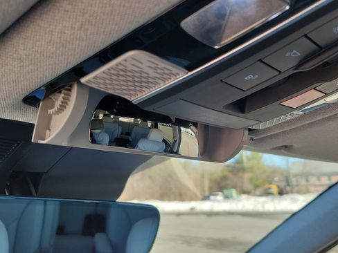 Used 2024 Hyundai Palisade Limited image 31