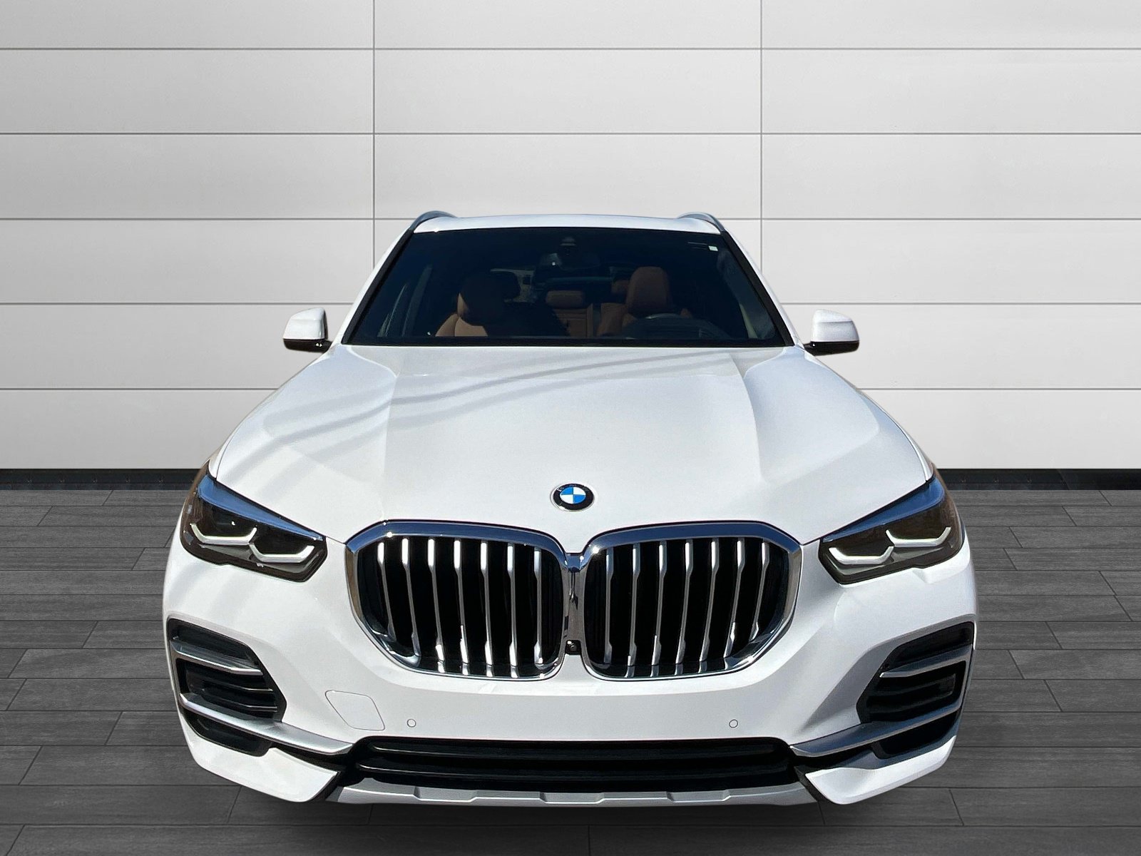 Used 2023 BMW X5 xDrive40i w/ Premium Package AWD/4WD image 8