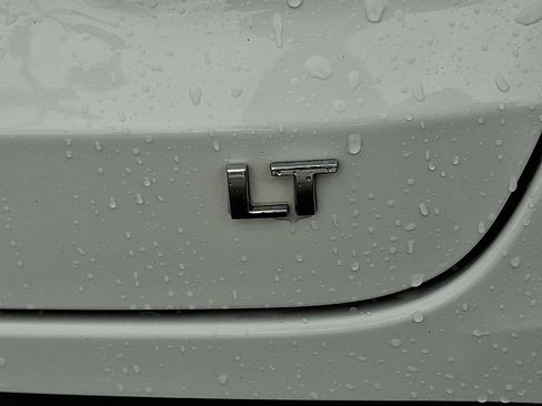 Certified 2024 Chevrolet Trax LT w/ Driver Confidence Package image 31