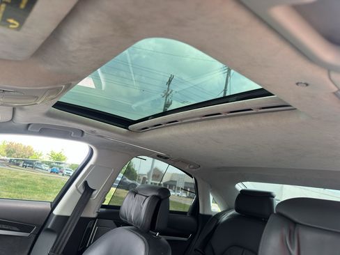 Used 2015 Audi S8 w/ S8 Driver Assistance Package AWD/4WD image 37