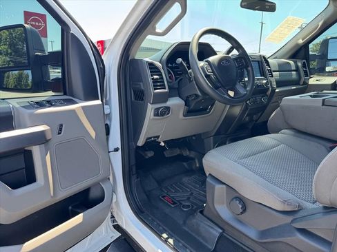 Used 2022 Ford F250 XLT AWD/4WD image 14