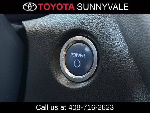Used 2021 Toyota Corolla LE FWD image 25