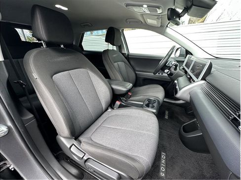 Used 2024 Hyundai Ioniq 5 SEL image 15