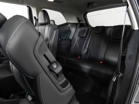 Used 2019 Subaru Ascent Limited w/ Popular Package #2 image 19