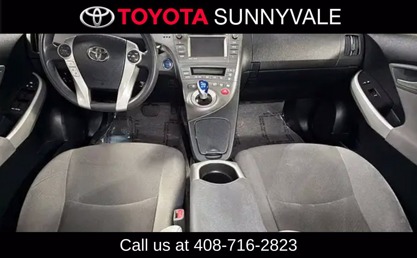 Used 2014 Toyota Prius Prime Plug-In Hybrid FWD image 3