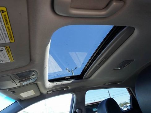 Used 2022 Hyundai Kona Limited image 26