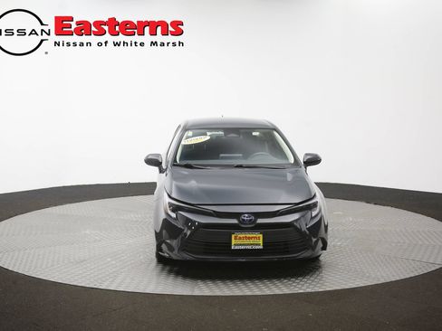 Used 2023 Toyota Corolla LE w/ Carpet Mat Package (TMS) FWD image 83
